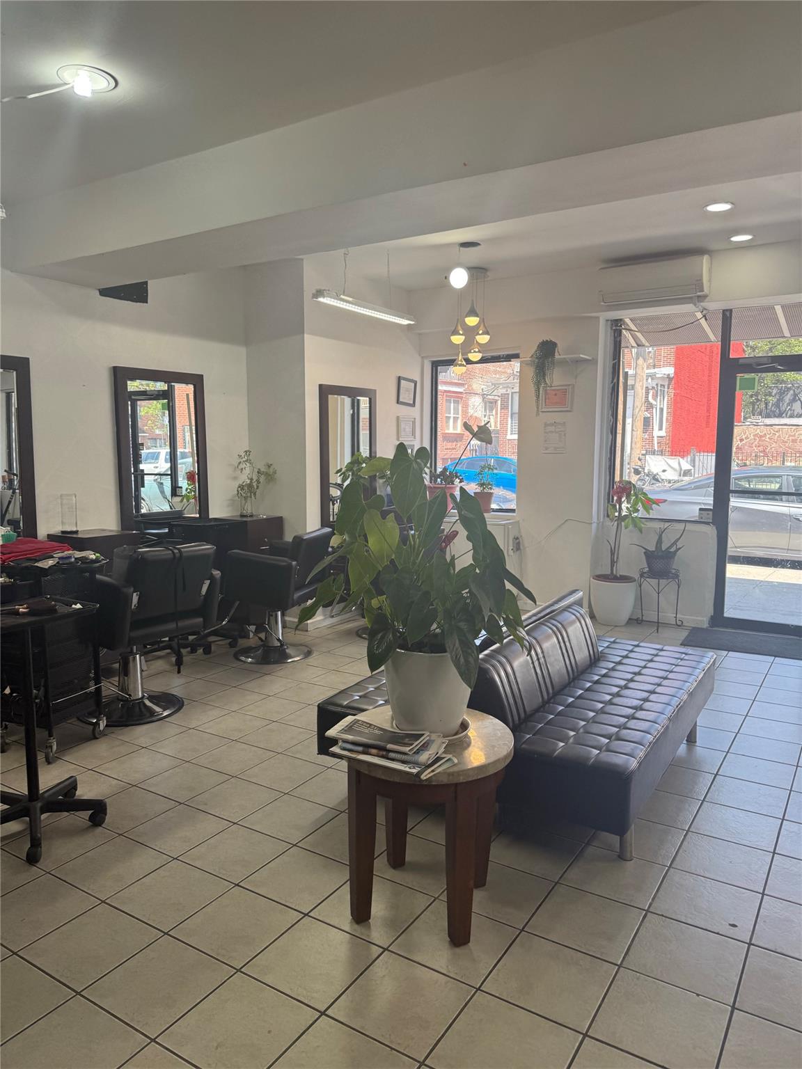 #8 photo, 97-17 37 Avenue, クイーンズ区 Corona , NY 11368