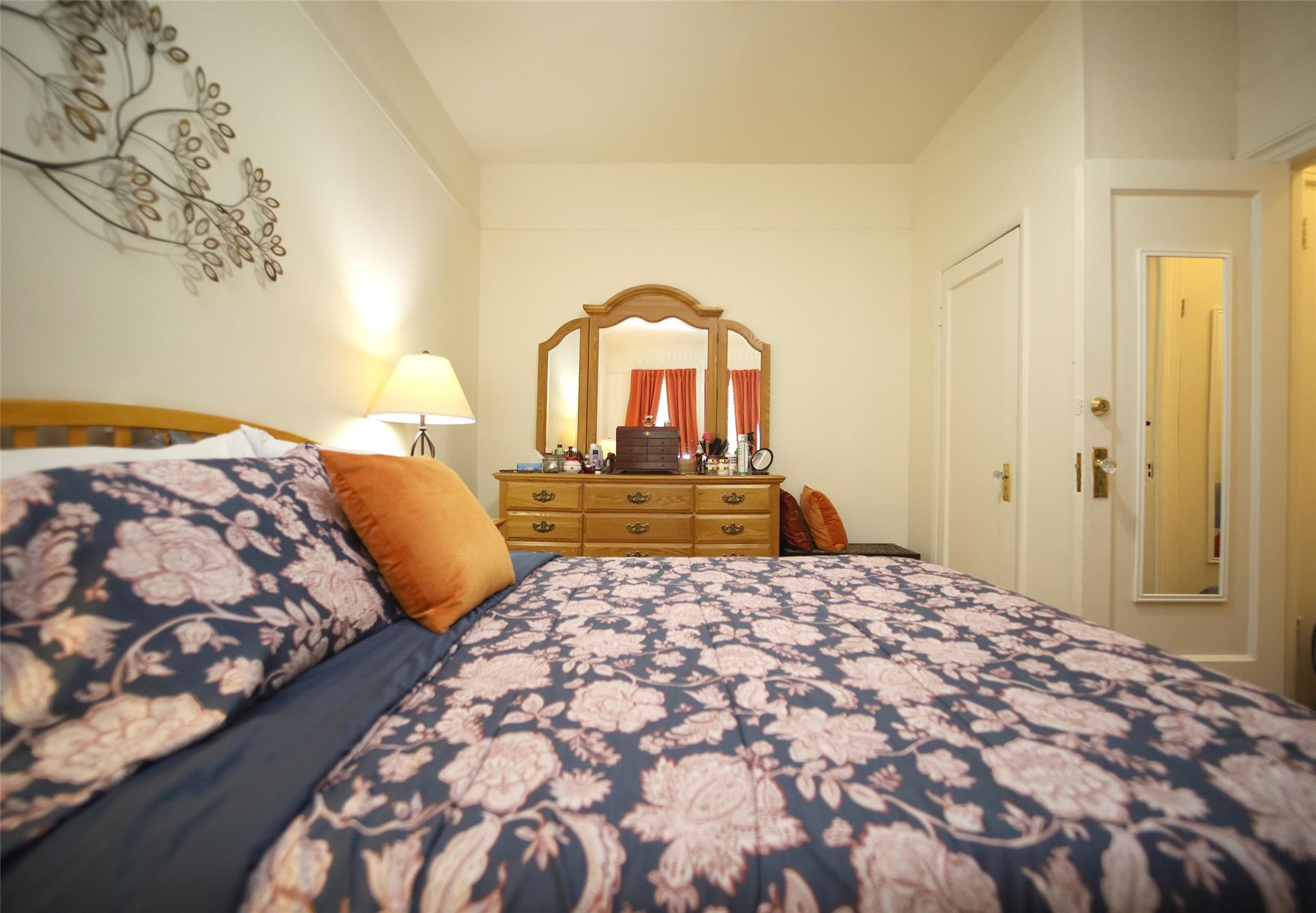 #17 photo, 83-55 Lefferts Boulevard, 皇后區 秋園 Kew Gardens , NY 11415