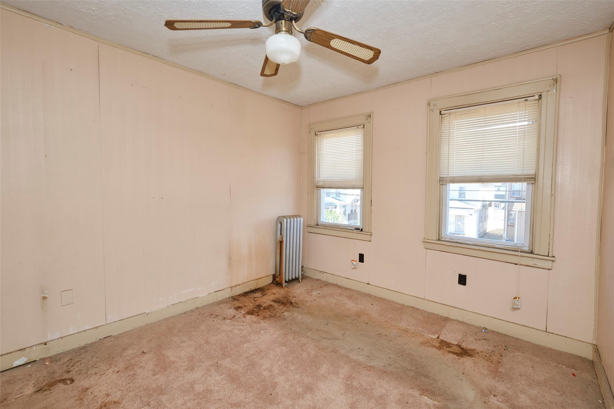 #14 photo, 90-62 204th Street, 皇后區 Hollis , NY 11423