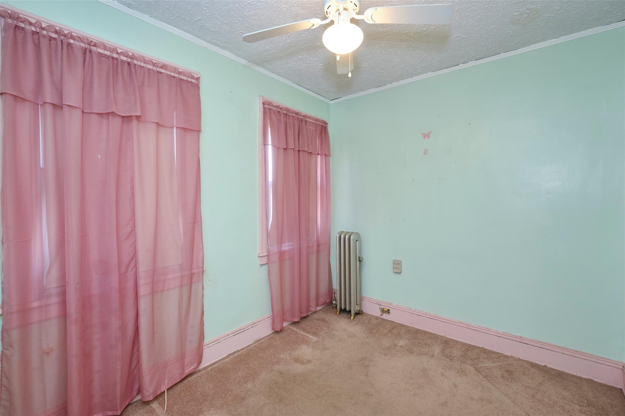 #15 photo, 90-62 204th Street, 皇后區 Hollis , NY 11423