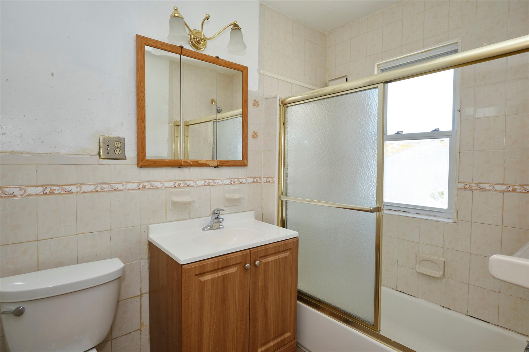 #17 photo, 90-62 204th Street, 皇后區 Hollis , NY 11423