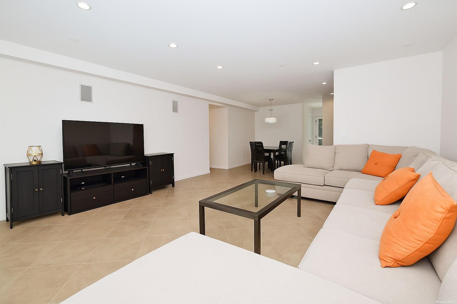 #1 photo, 100 Great Neck Road, ناسو Great Neck , NY 11021