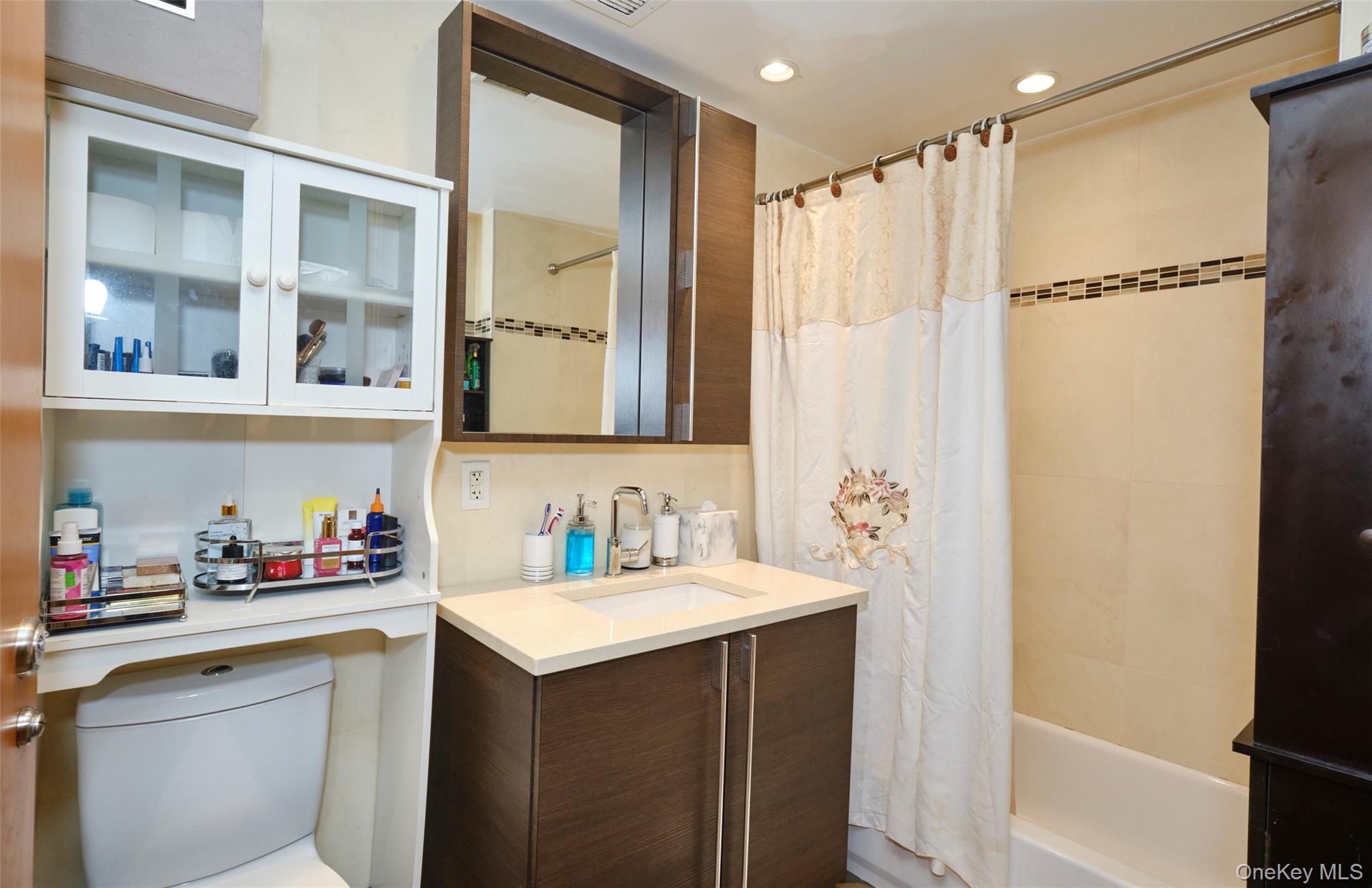 #15 photo, 31-35 31st Street, クイーンズ区 Astoria , NY 11106