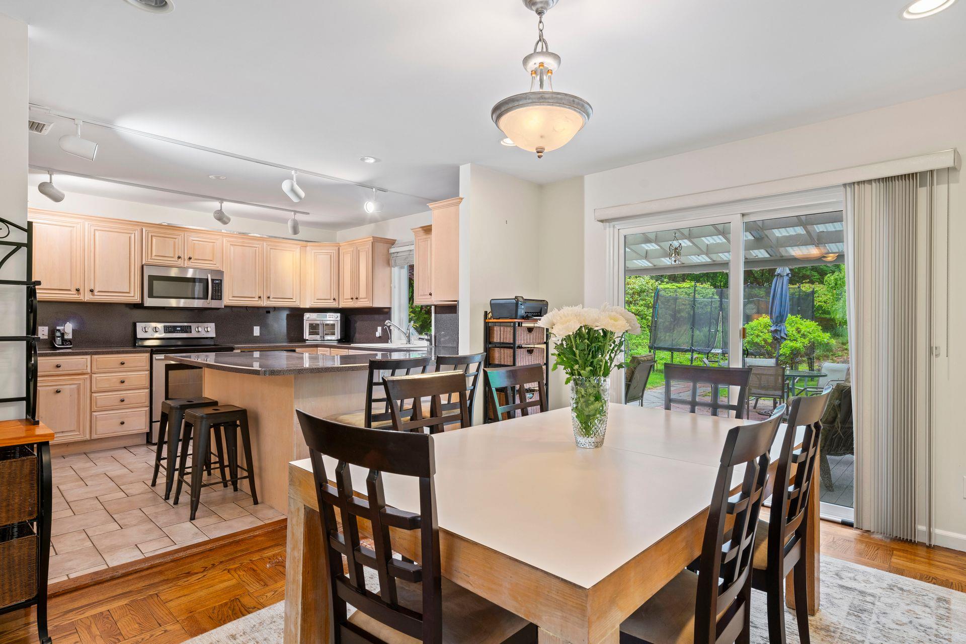 #13 photo, 30 Darby Drive, South Huntington , NY 11746