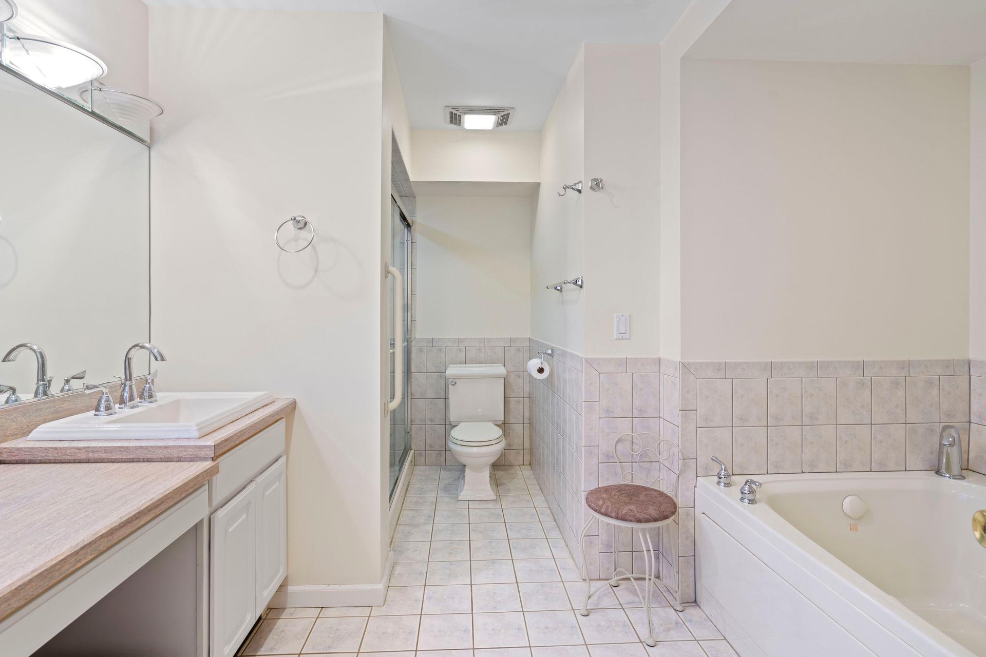 #20 photo, 30 Darby Drive, South Huntington , NY 11746