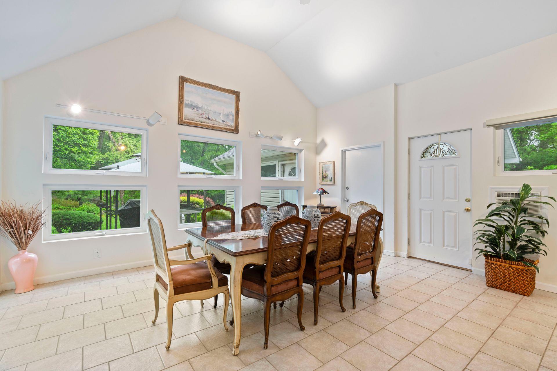 #8 photo, 30 Darby Drive, South Huntington , NY 11746