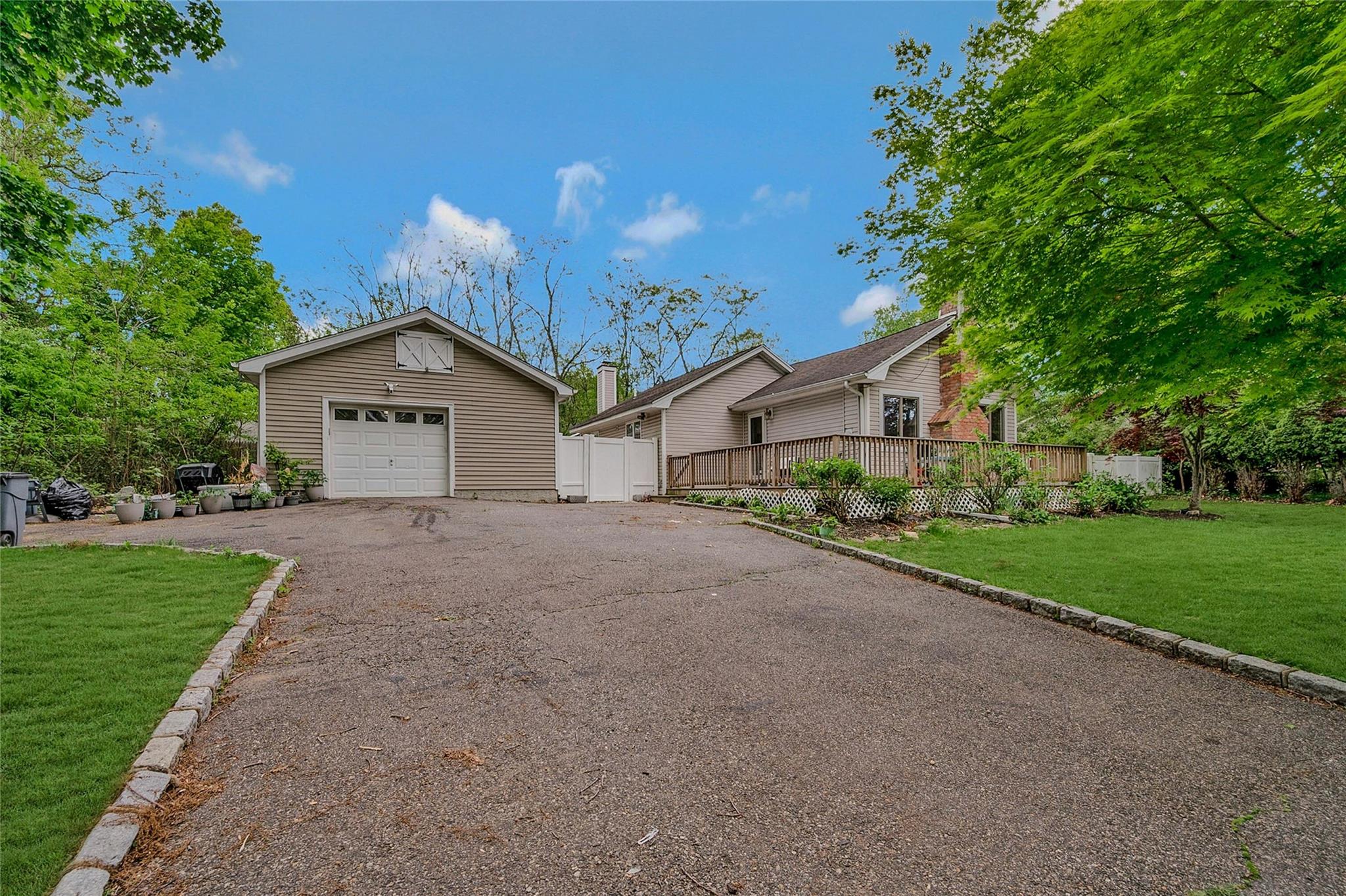 #1 photo, 49 Prospect Avenue, Smithtown , NY 11787