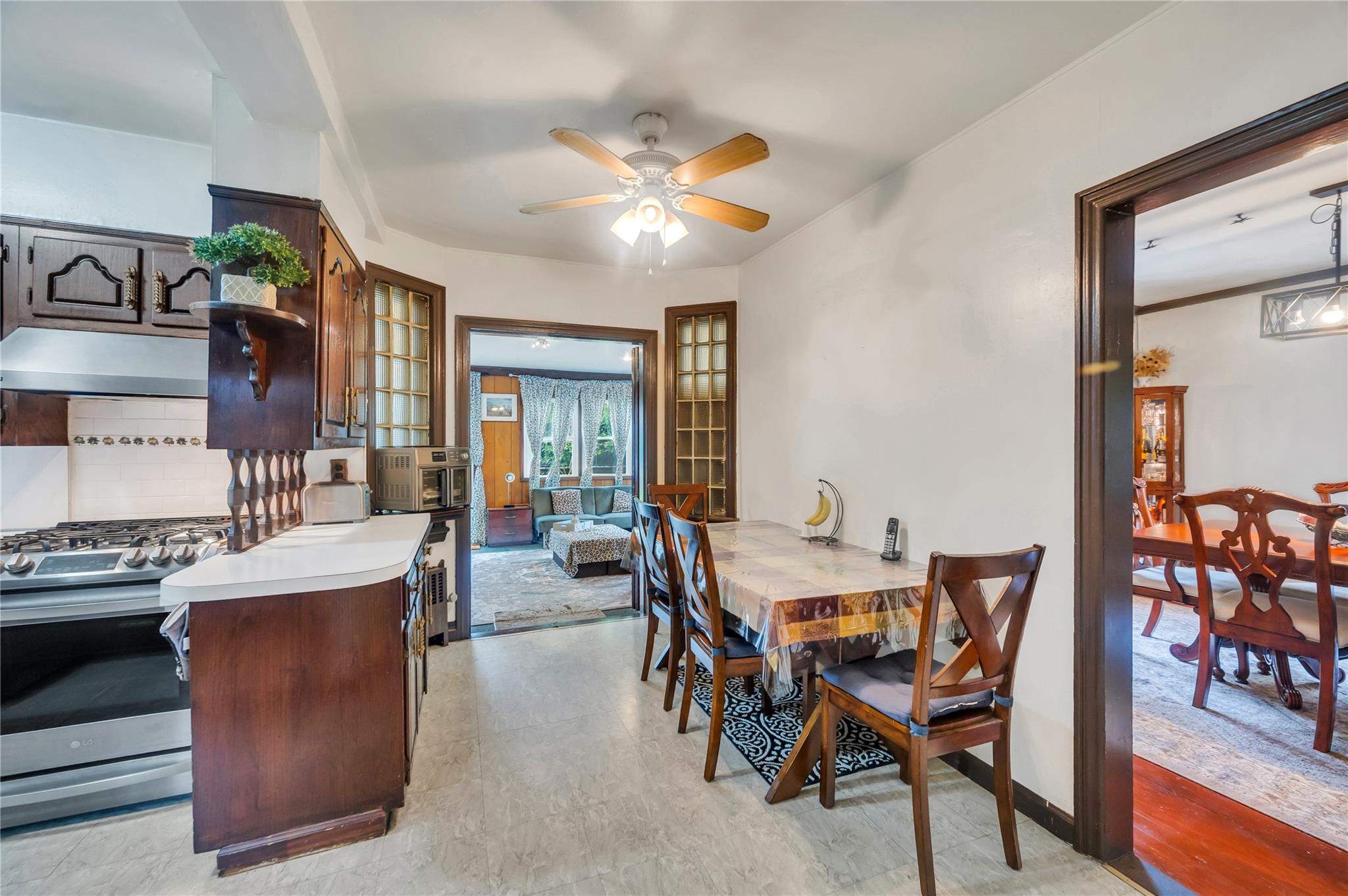 #10 photo, 29-05 Parsons Boulevard, কুইন্‌স Flushing , NY 11354