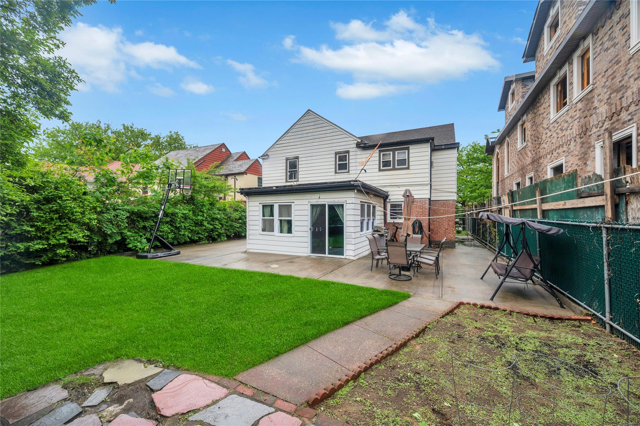 #2 photo, 29-05 Parsons Boulevard, কুইন্‌স Flushing , NY 11354