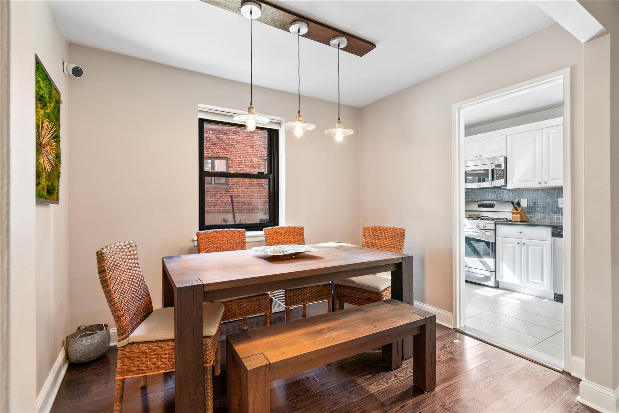 #5 photo, 50 Brompton Road, 長島 大頸 Great Neck , NY 11021