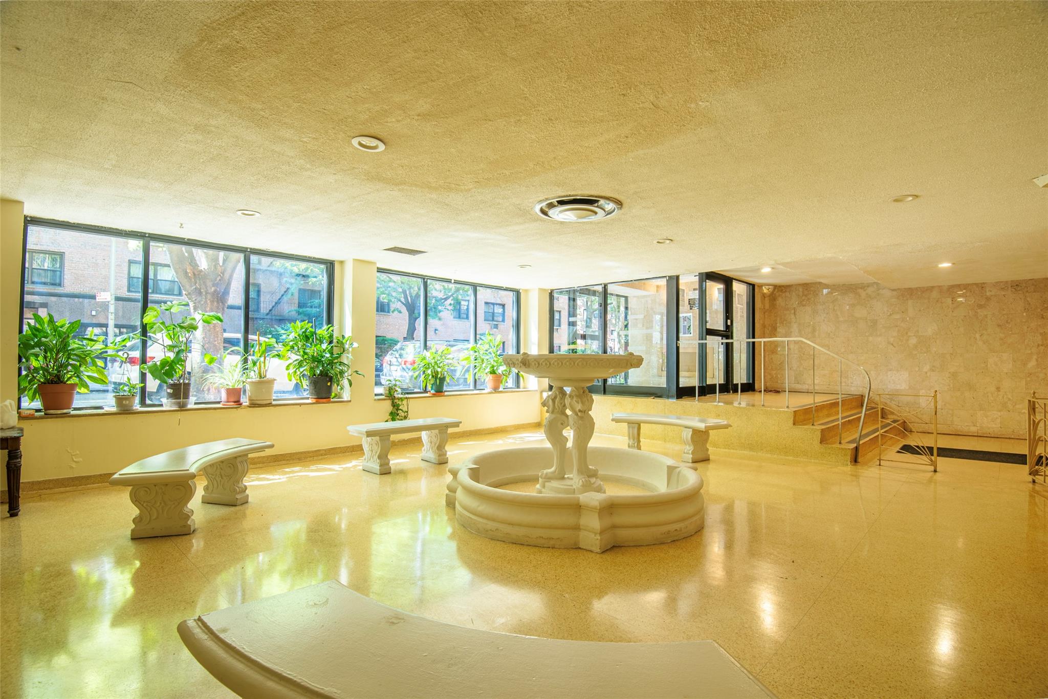 #5 photo, 99-35 59 Avenue, クイーンズ区 Corona , NY 11368