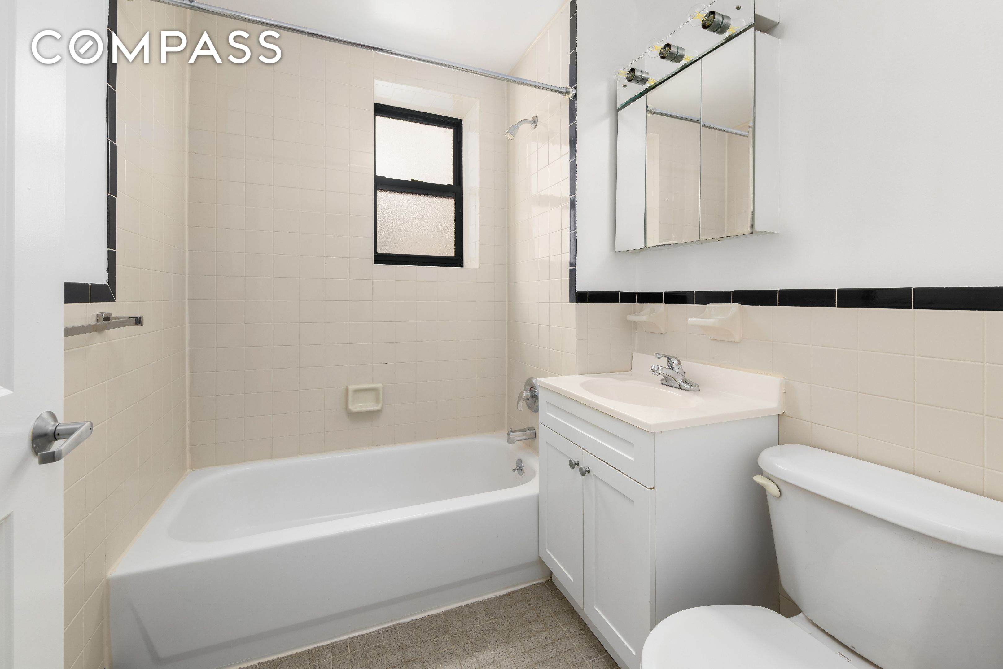 #8 photo, 231 W 148th Street, マンハッタン Central Harlem , NY 10039