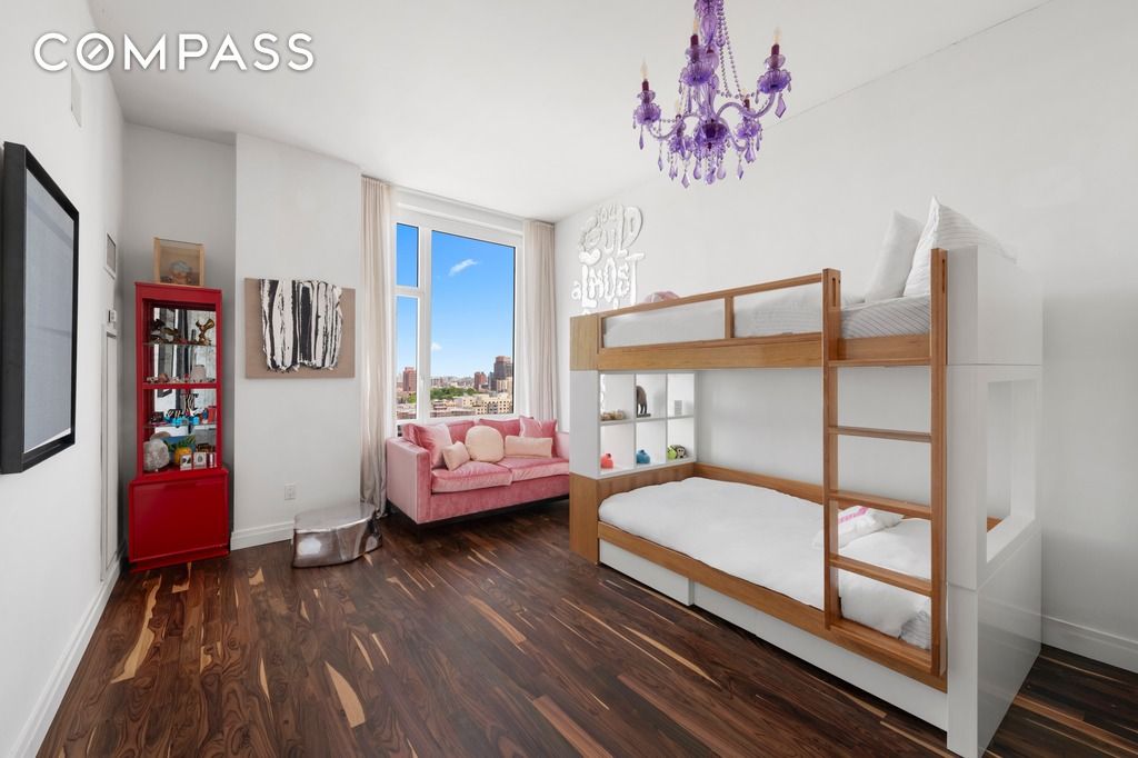 #15 photo, 111 Central Park N, マンハッタン Harlem , NY 10026