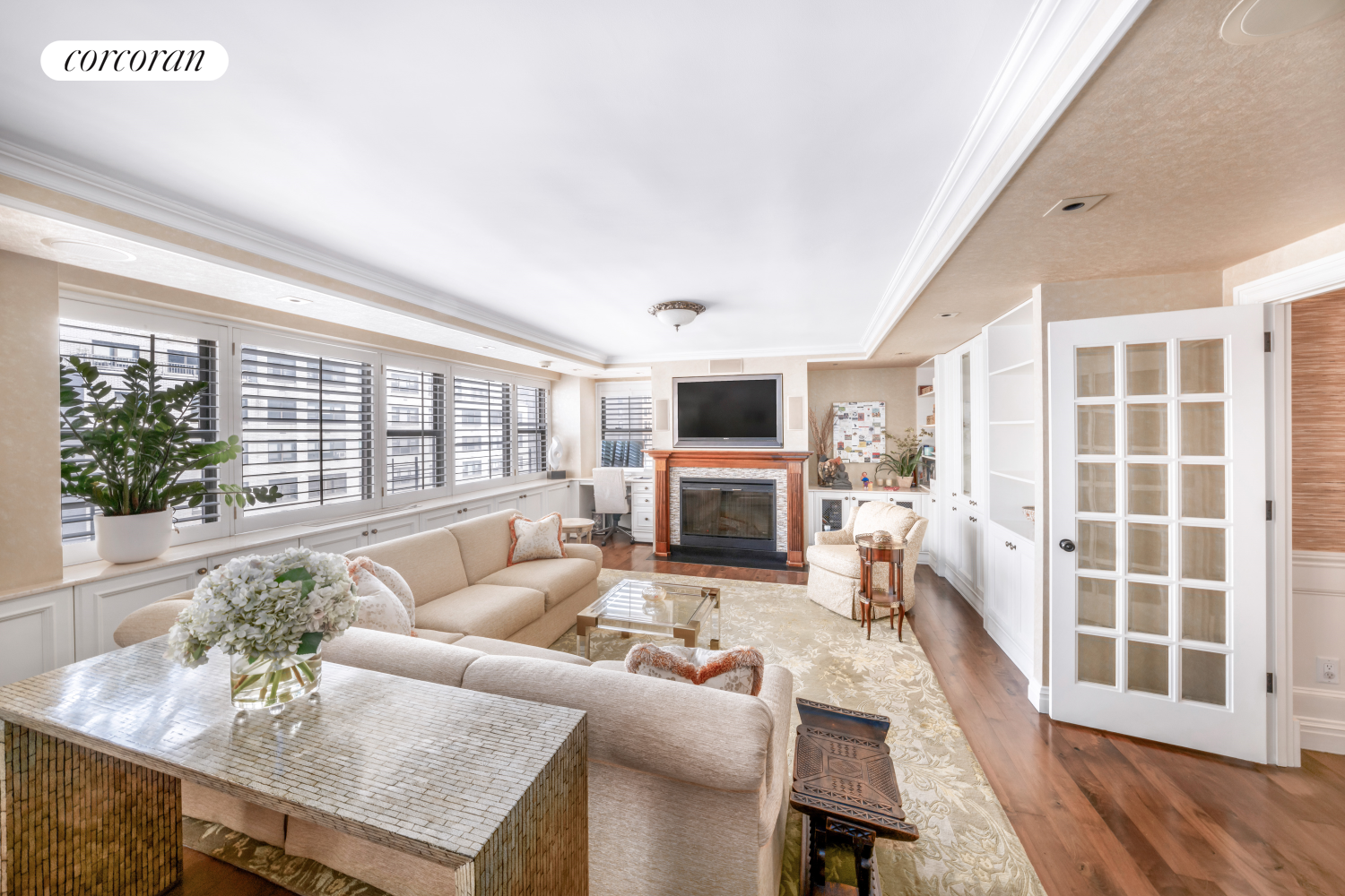 #1 photo, 233 E 69TH Street, Lenox Hill , NY 10021