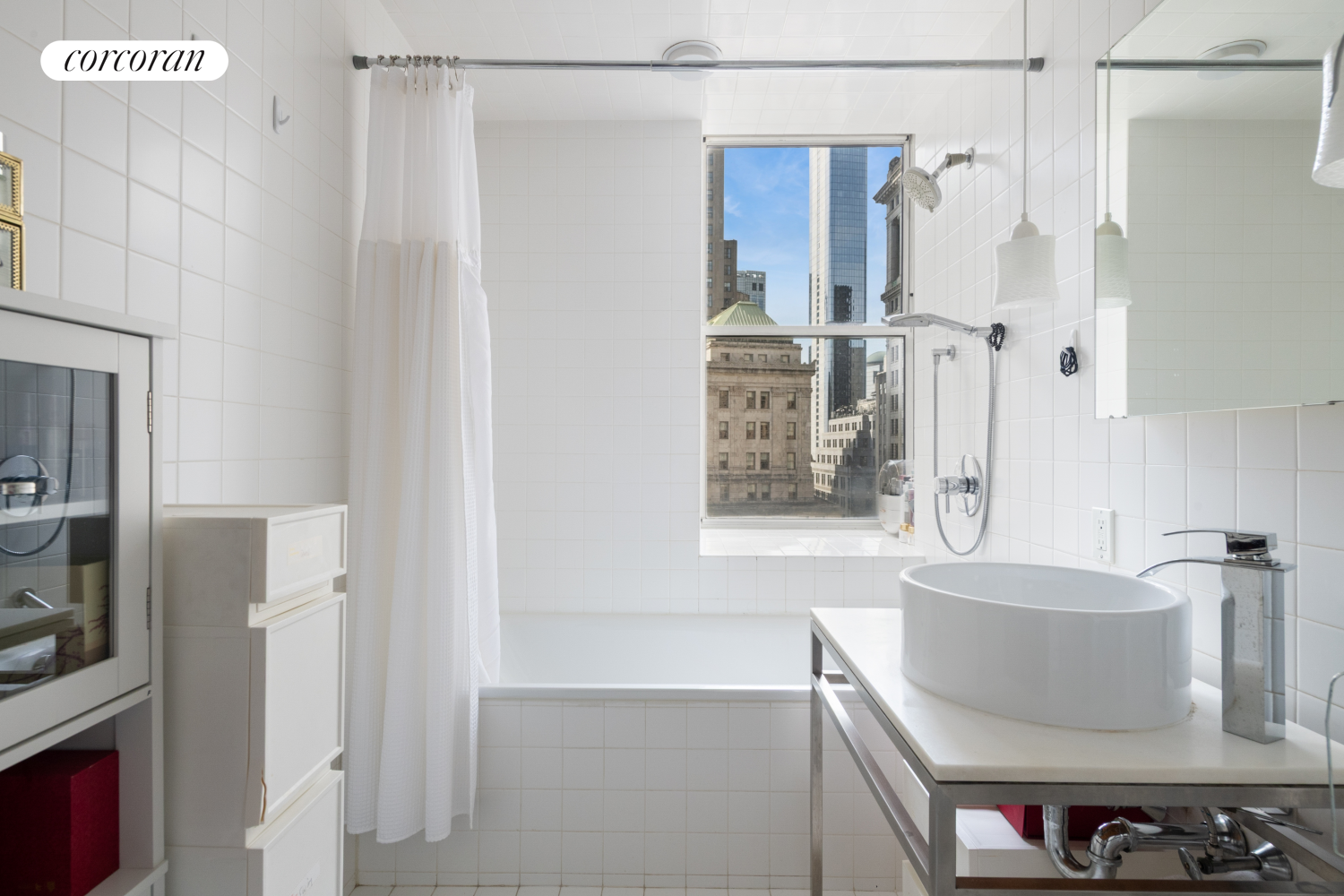 #10 photo, 15 BROAD Street, マンハッタン Financial District , NY 10005