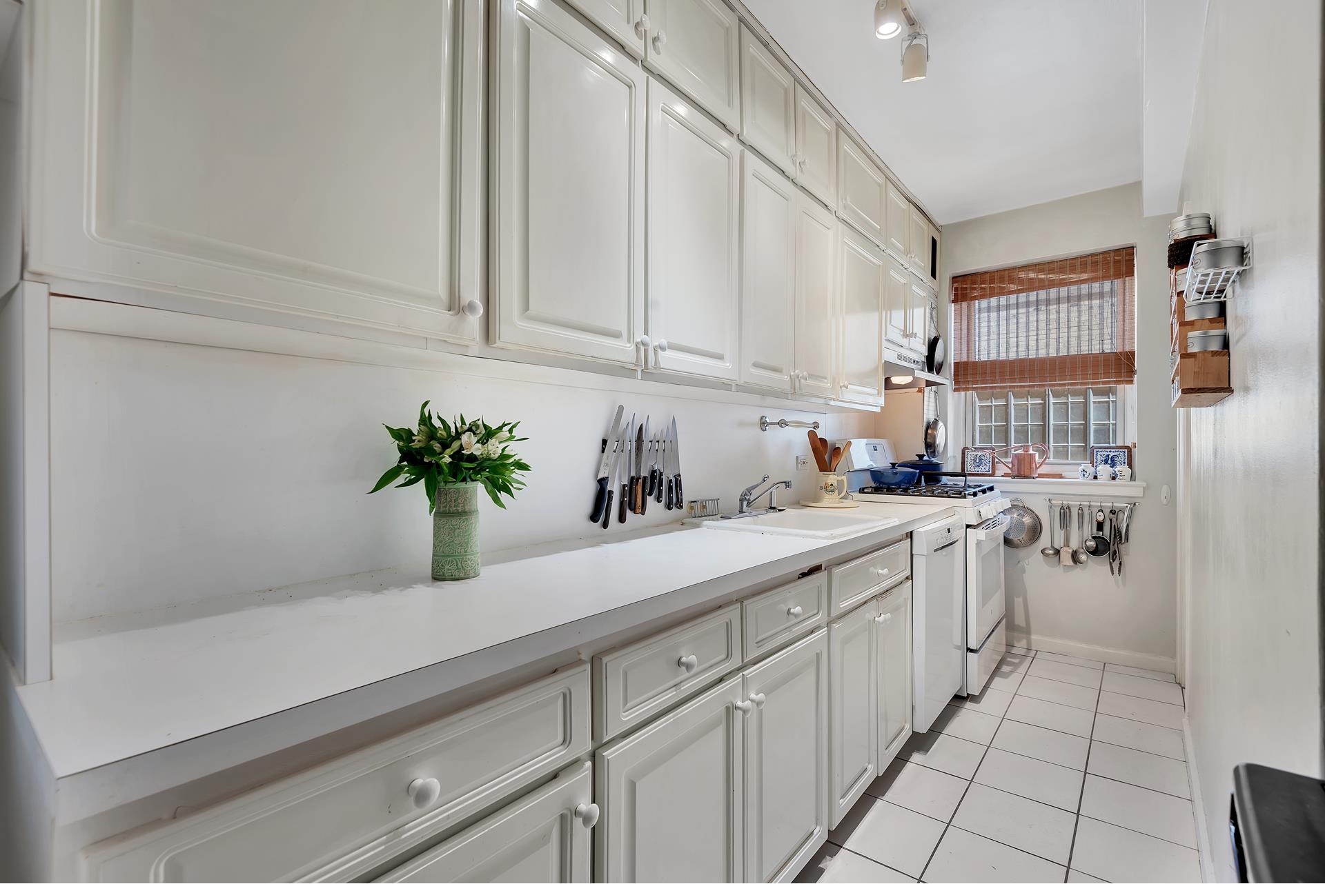 #4 photo, 434 E 52ND Street, マンハッタン Beekman , NY 10022