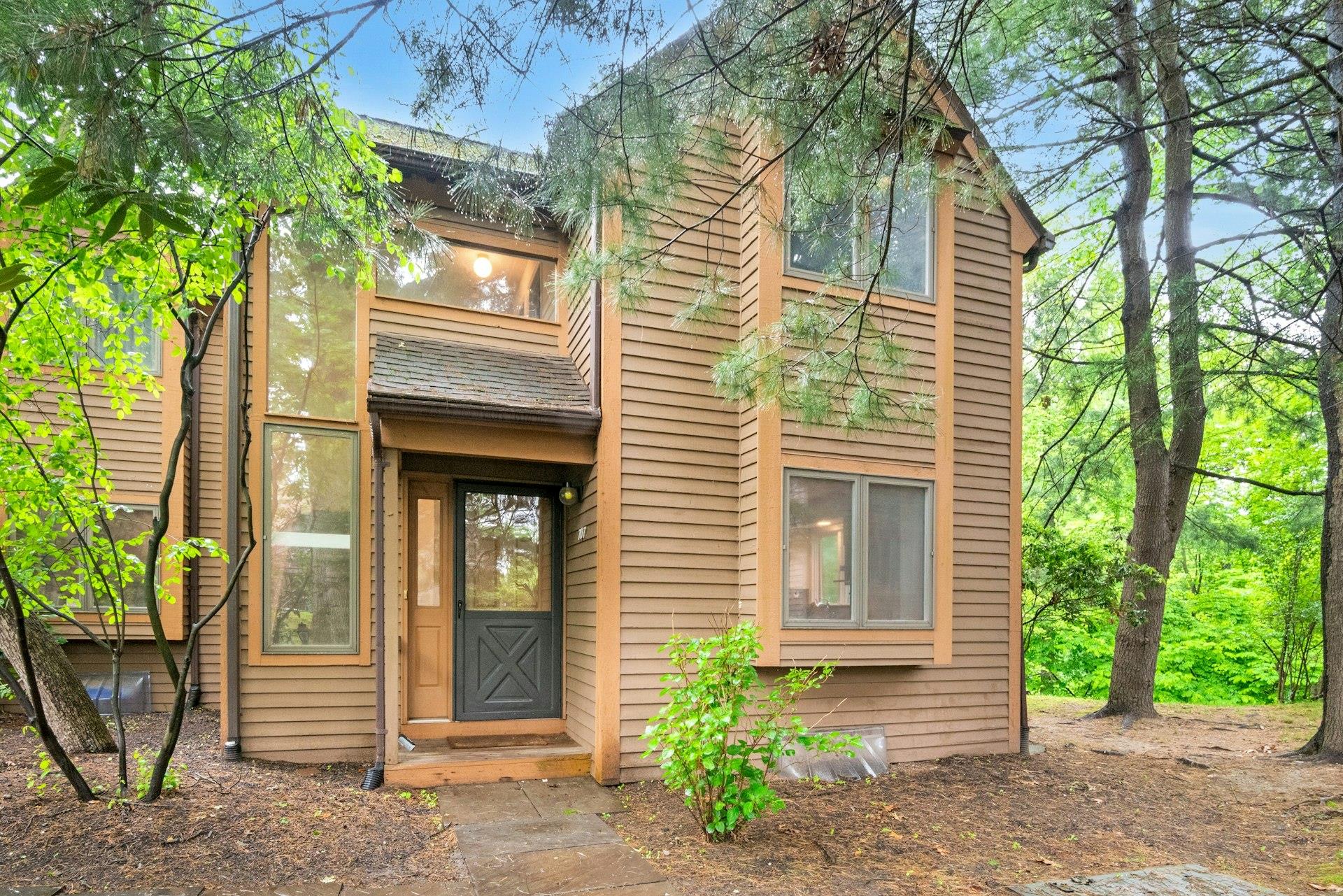 #1 photo, 707 Eagle Bay Drive, 紐約州 Ossining , NY 10562