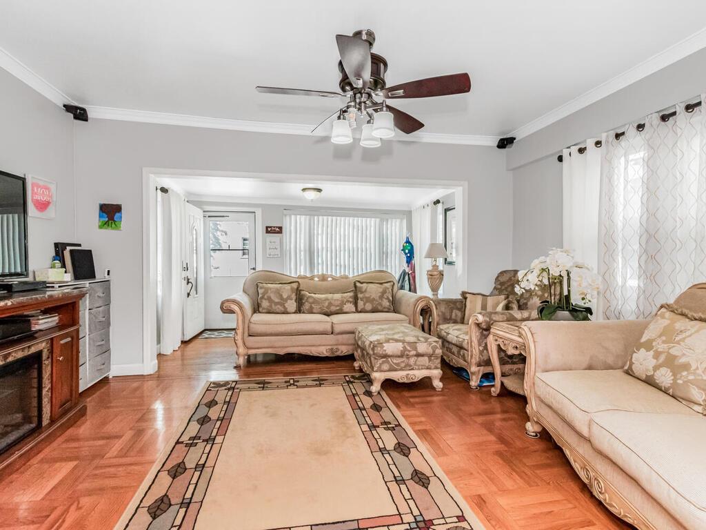 #5 photo, 4428 Bruner Avenue, برونكس Bronx , NY 10466