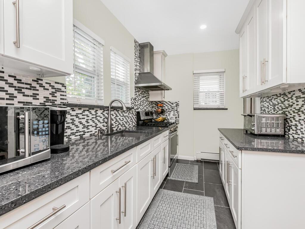 #9 photo, 4428 Bruner Avenue, برونكس Bronx , NY 10466