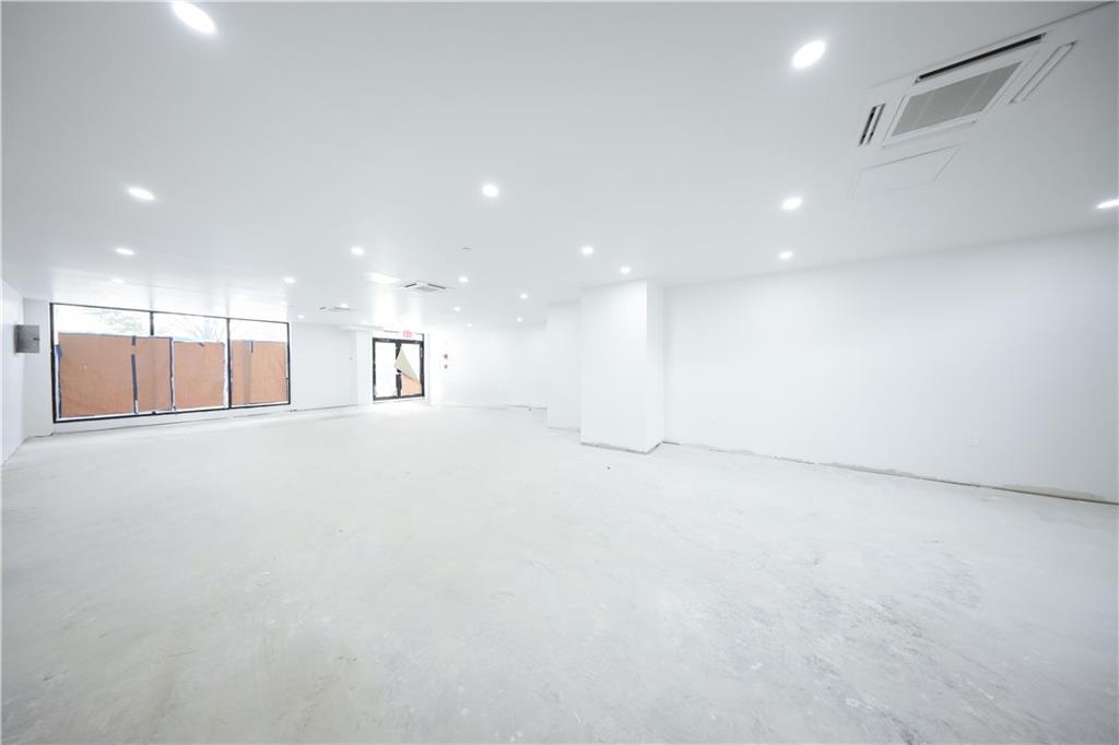 #18 photo, 16502 Sanford Avenue, クイーンズ区 Flushing , NY 11358