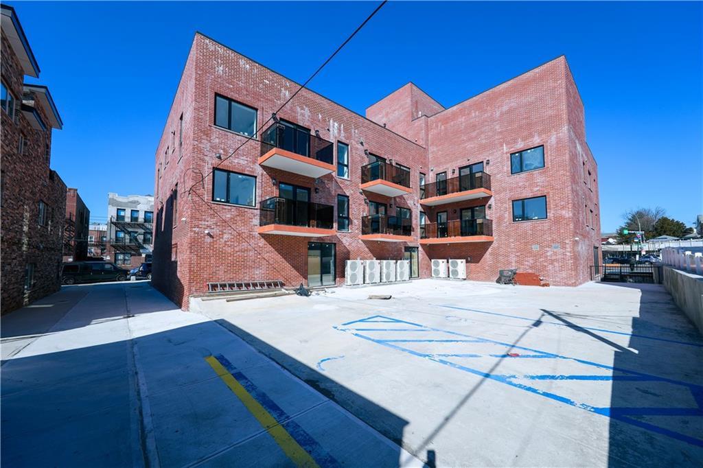 #4 photo, 16502 Sanford Avenue, クイーンズ区 Flushing , NY 11358