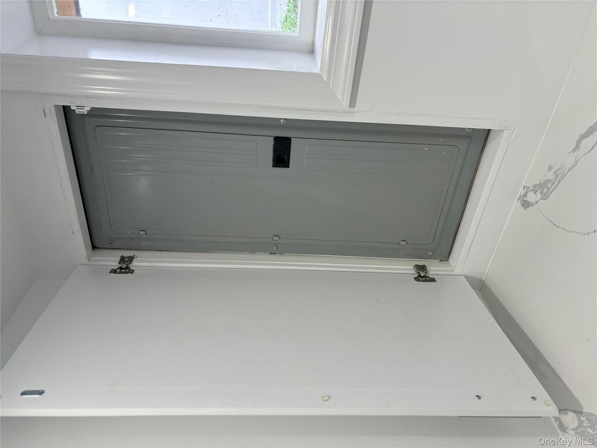 #16 photo, 14 Chenango Drive, サフォーク郡 Bay Shore , NY 11706