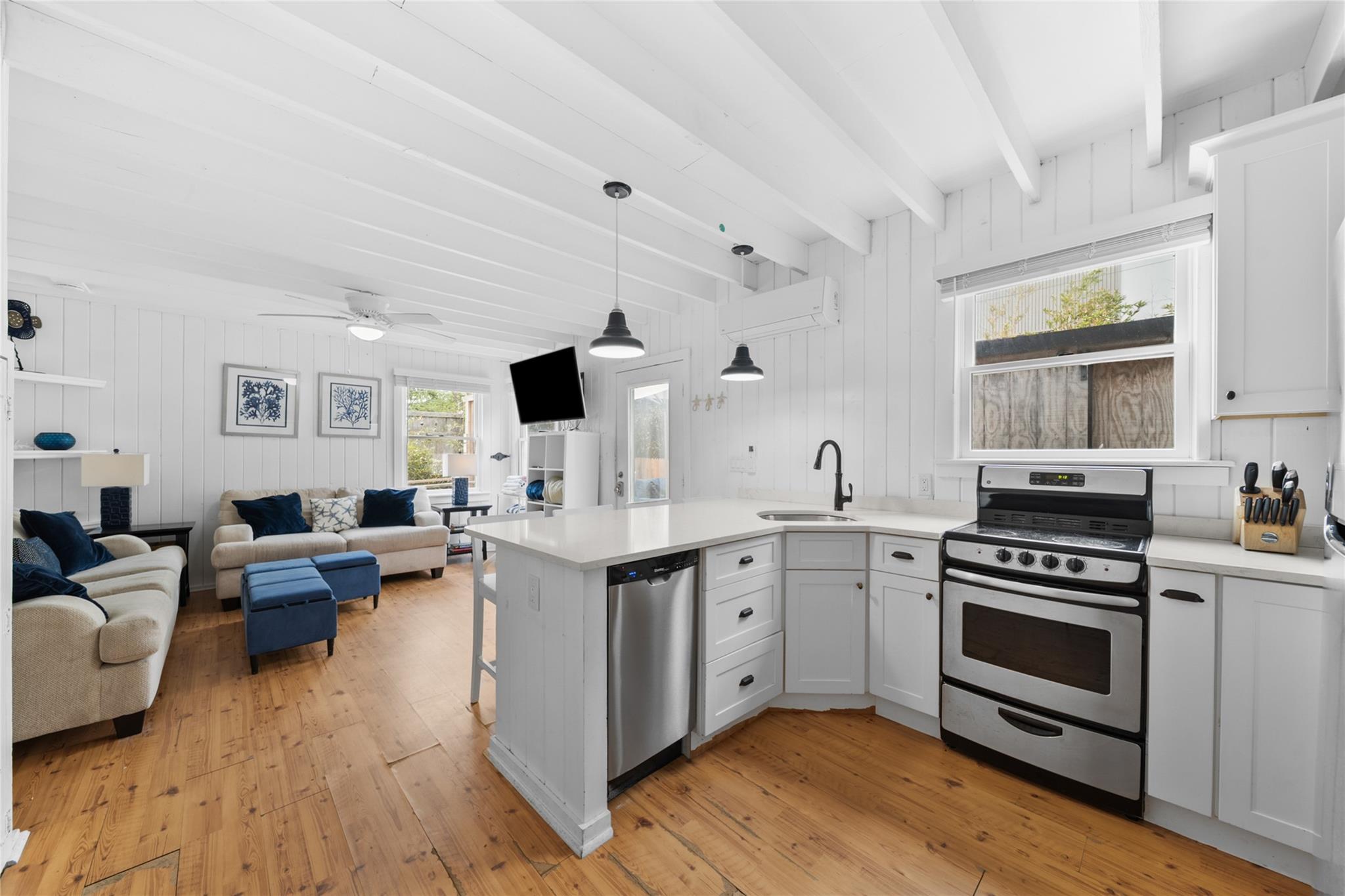 #12 photo, 5 Champlain Street, サフォーク郡 Ocean Bay Park , NY 11706