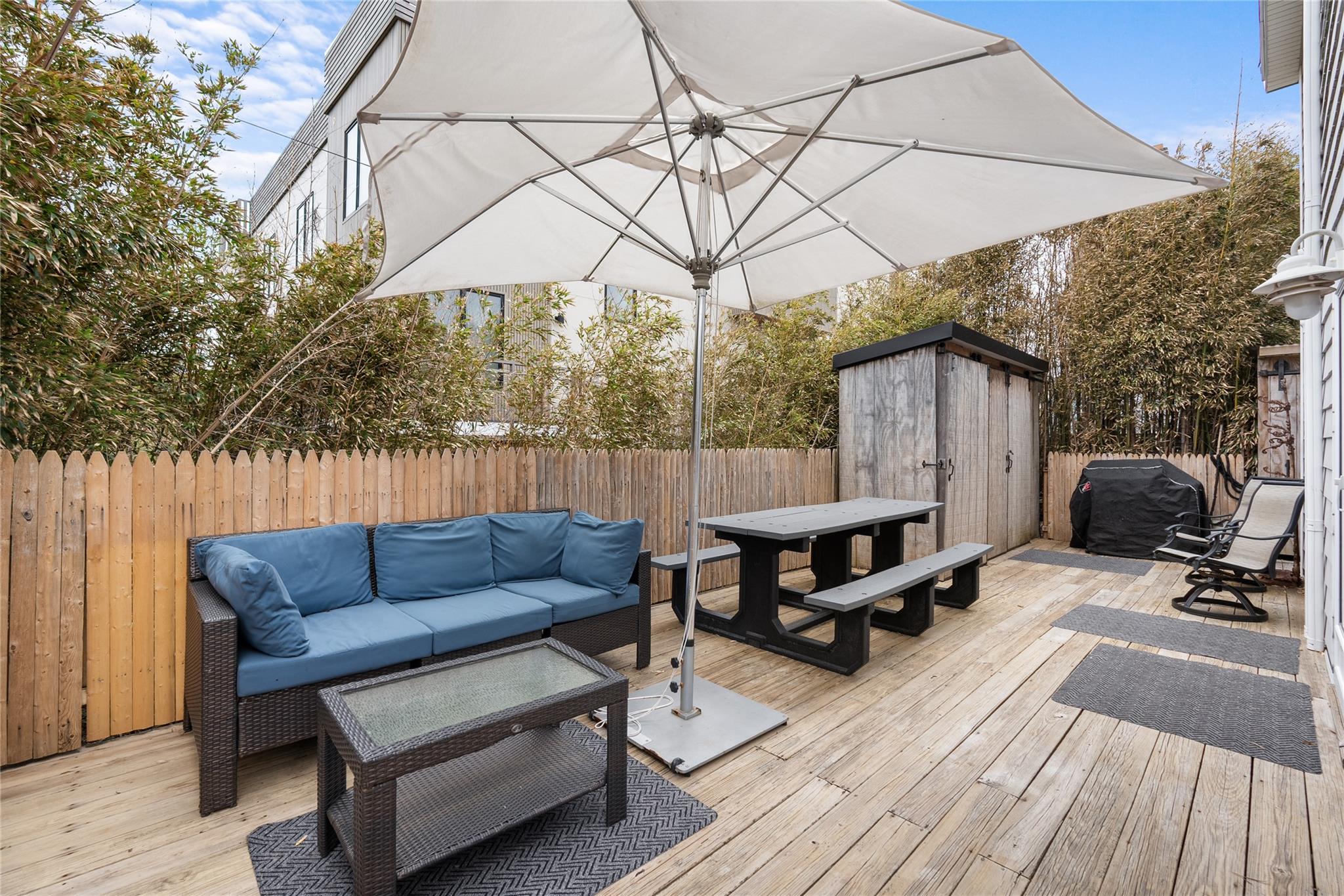 #18 photo, 5 Champlain Street, サフォーク郡 Ocean Bay Park , NY 11706