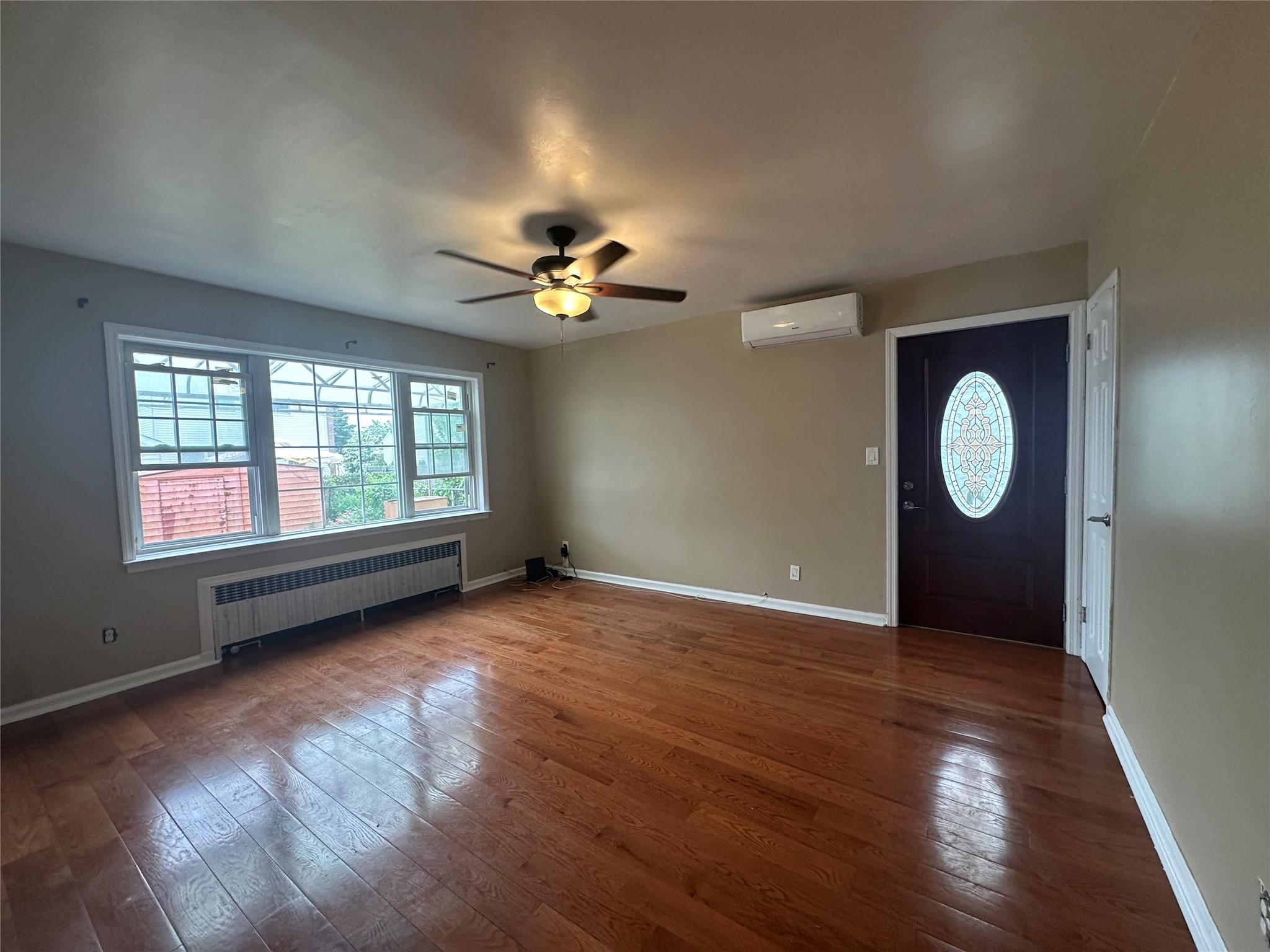 #1 photo, 542 East Meadow Ave, East Meadow , NY 11554