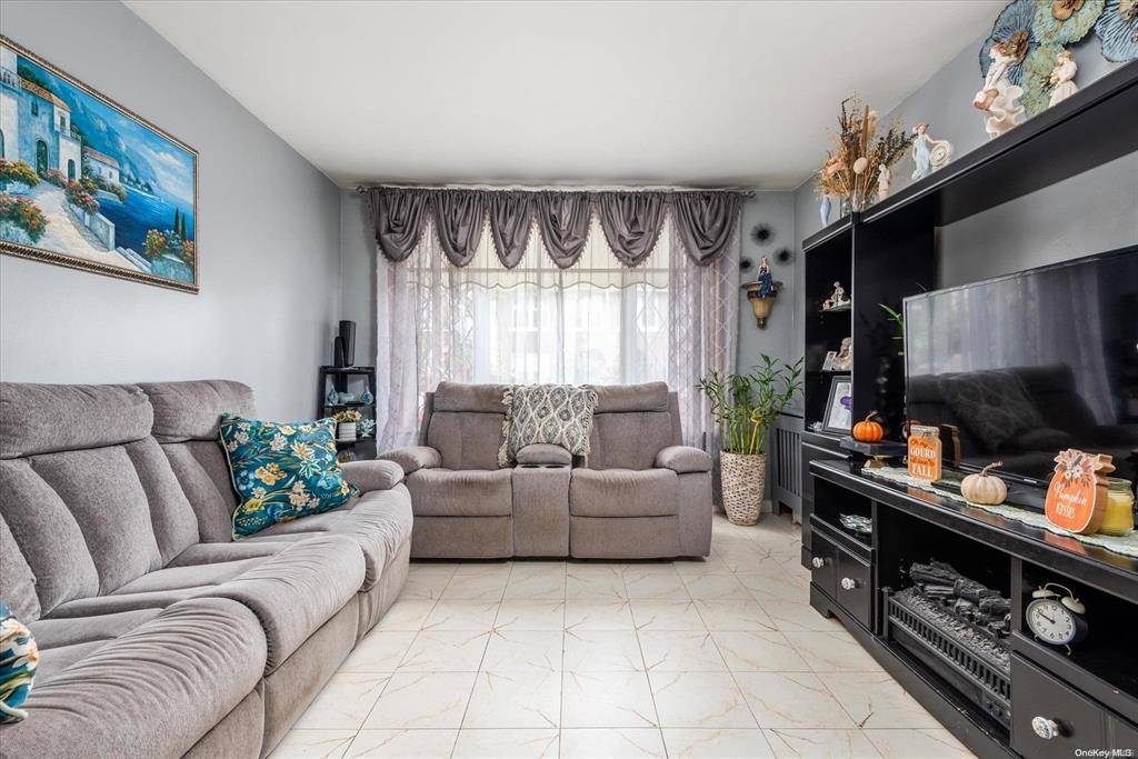 #3 photo, 1772 68th Street, ブルックリン区 Bensonhurst , NY 11204