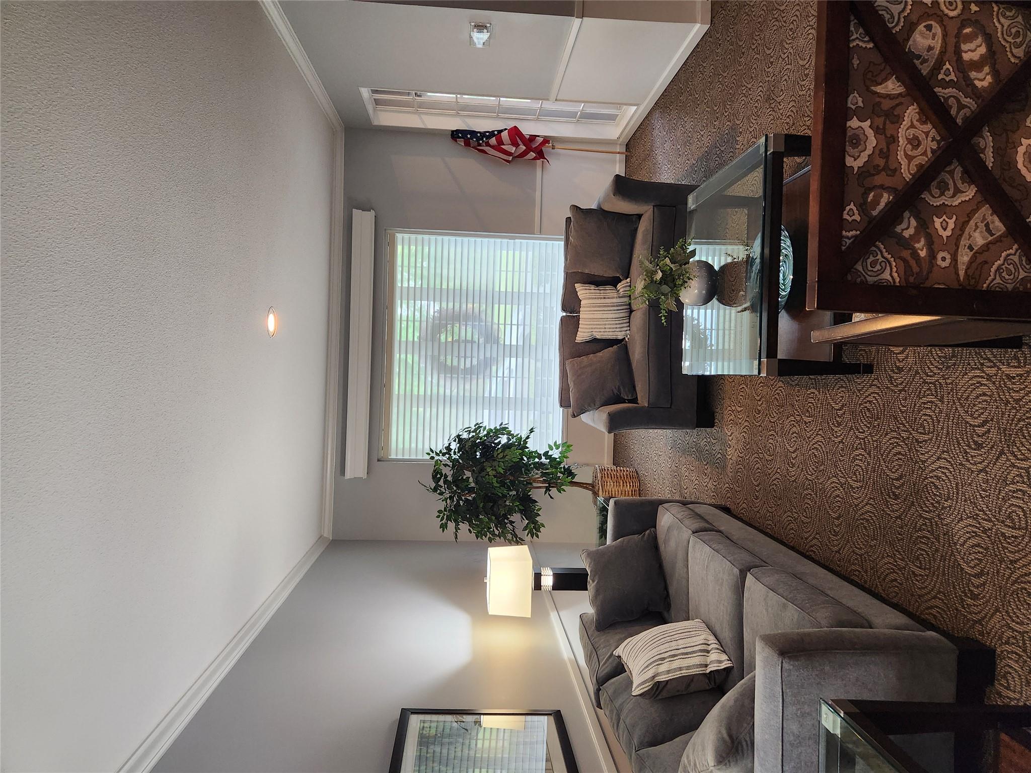 #3 photo, 1 Bengeyfield Drive, 长岛 East Williston , NY 11596