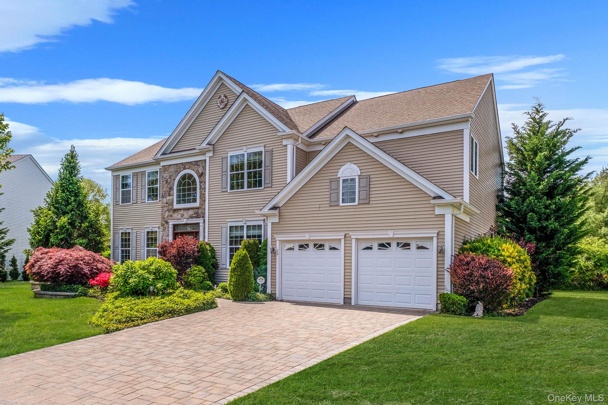 #2 photo, 29 Pinehurst Drive, サフォーク郡 Mount Sinai , NY 11766