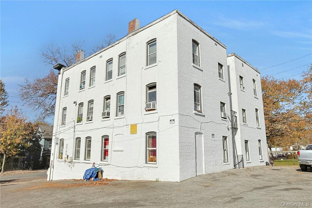 #9 photo, 141 Ferris Avenue, White Plains , NY 10603