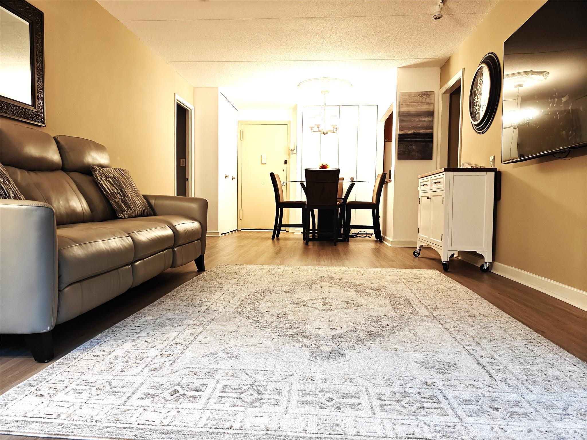 #9 photo, 300 High Point Drive, Hartsdale , NY 10530