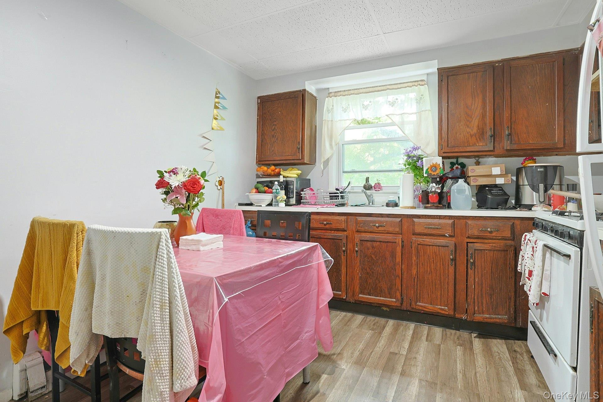 #7 photo, 93 Ferris Avenue, White Plains , NY 10603