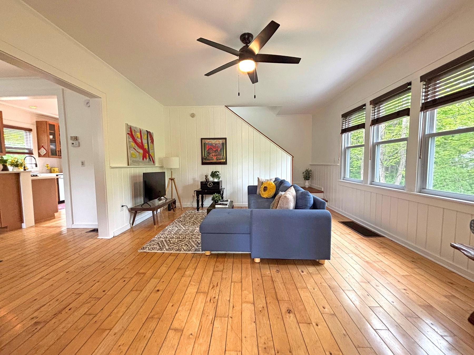 #4 photo, 196 Tinker Street, Woodstock , NY 12498