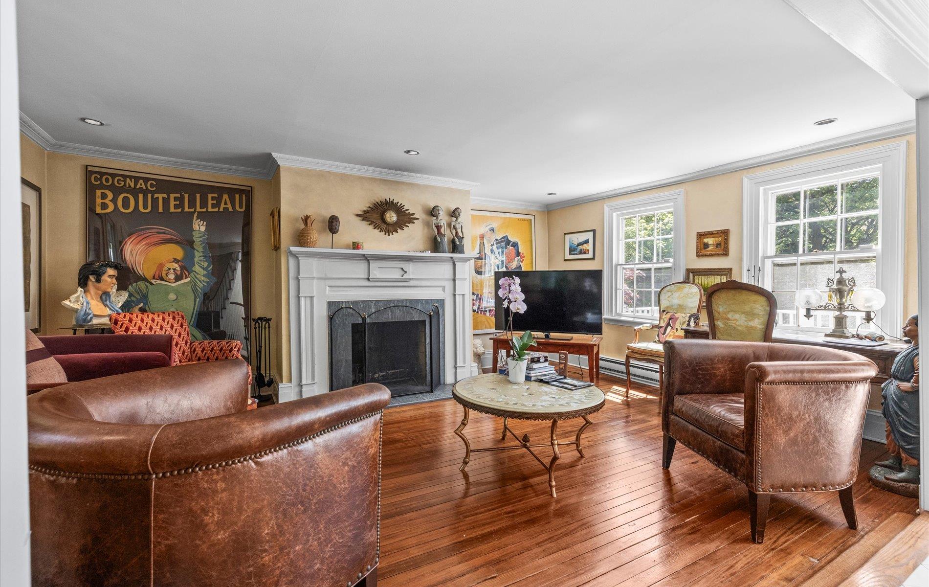 #10 photo, 80 E Broadway, ナッソー郡 Roslyn , NY 11576