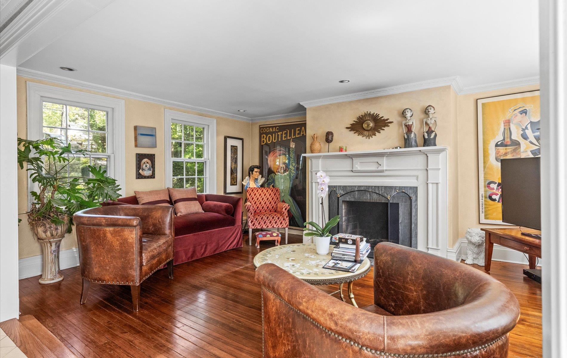 #12 photo, 80 E Broadway, ナッソー郡 Roslyn , NY 11576