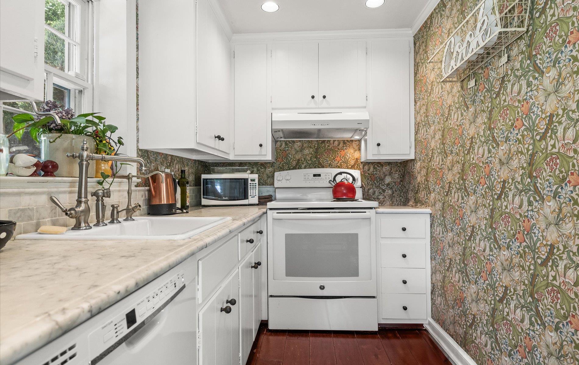 #17 photo, 80 E Broadway, ナッソー郡 Roslyn , NY 11576