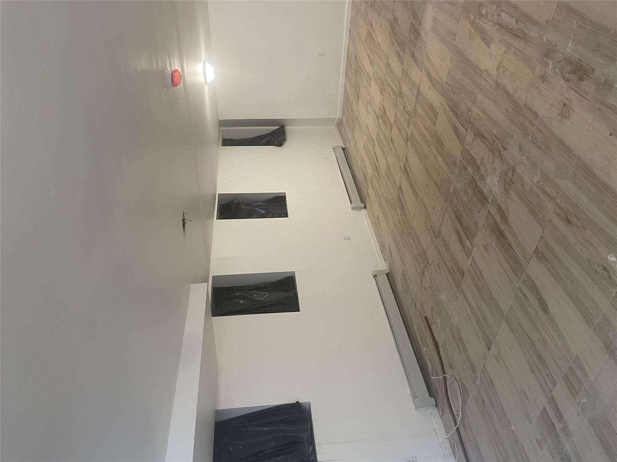 #13 photo, 3418 Irwin Avenue, ブロンクス区 Bronx , NY 10463