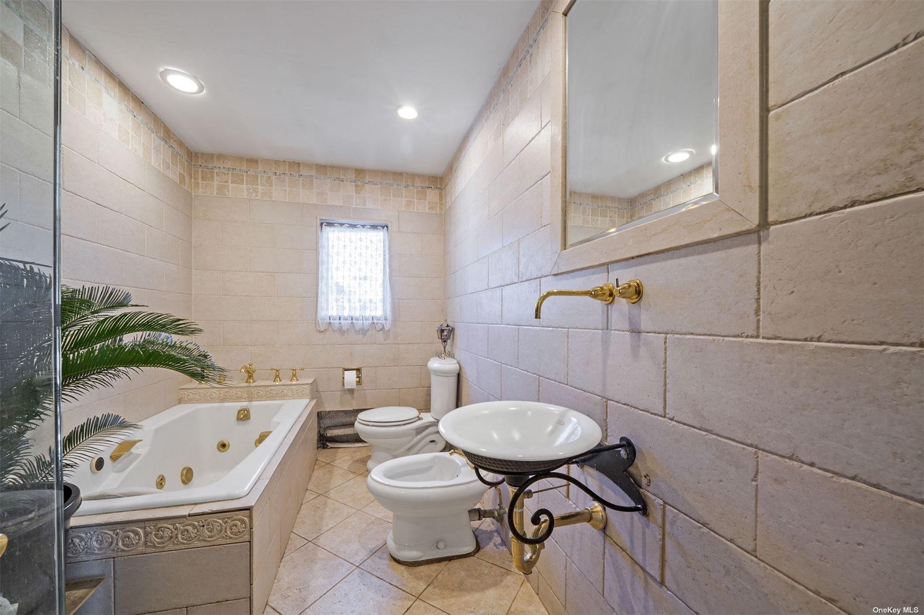 #13 photo, 618 Wall Street, ナッソー郡 West Hempstead , NY 11552