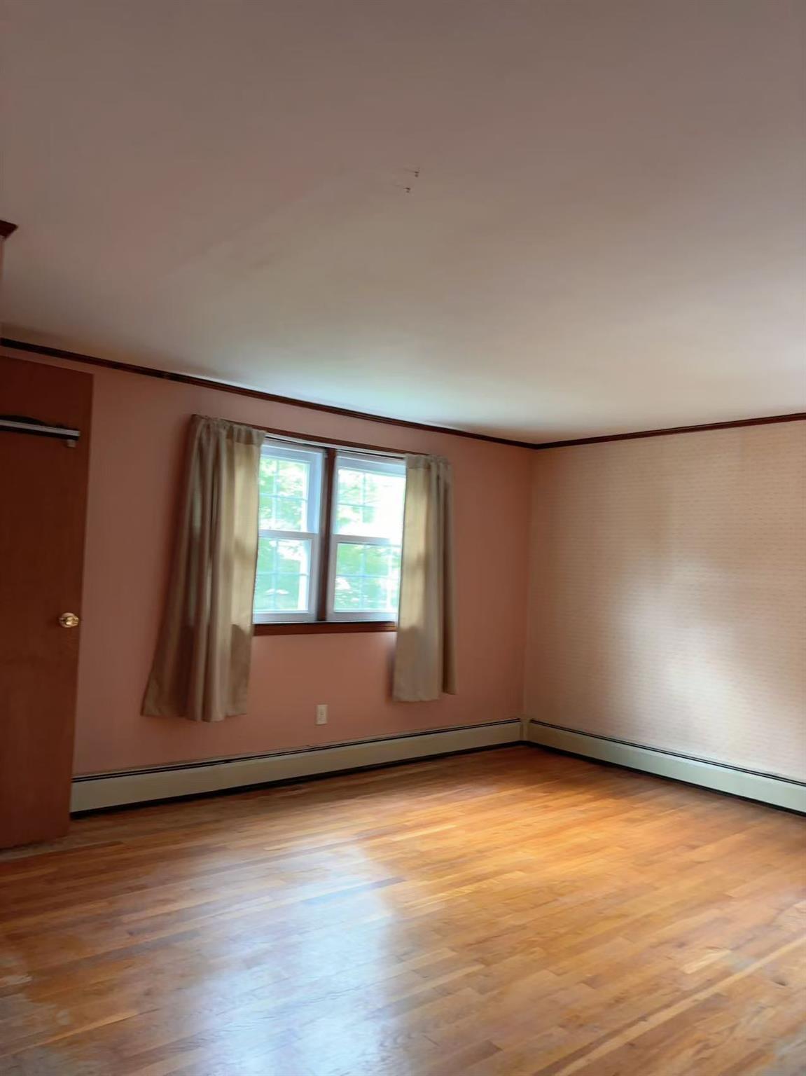 #10 photo, 2090 Post Street, ナッソー郡 East Meadow , NY 11554