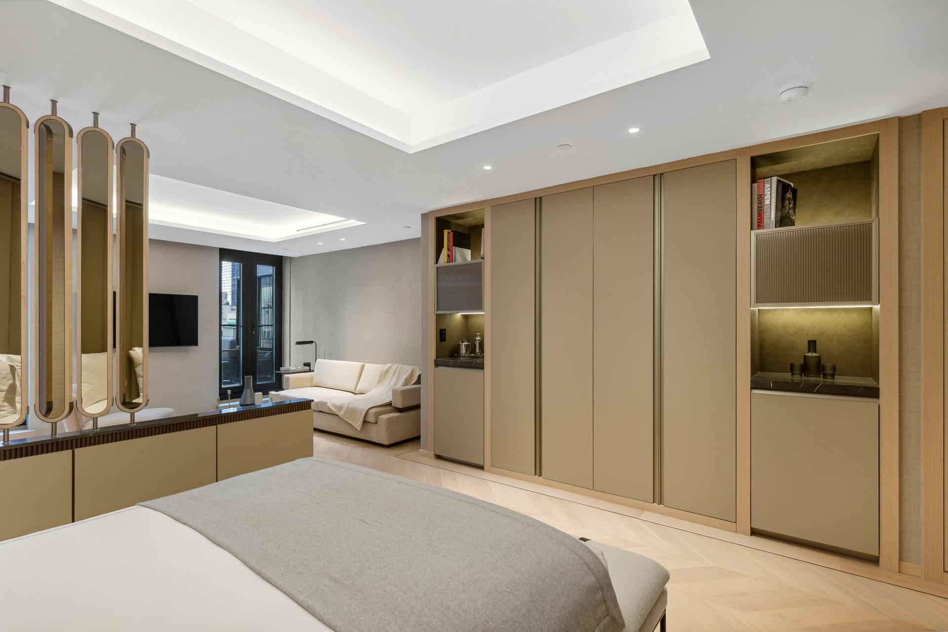 #10 photo, 685 5TH Avenue, マンハッタン Midtown East , NY 10022