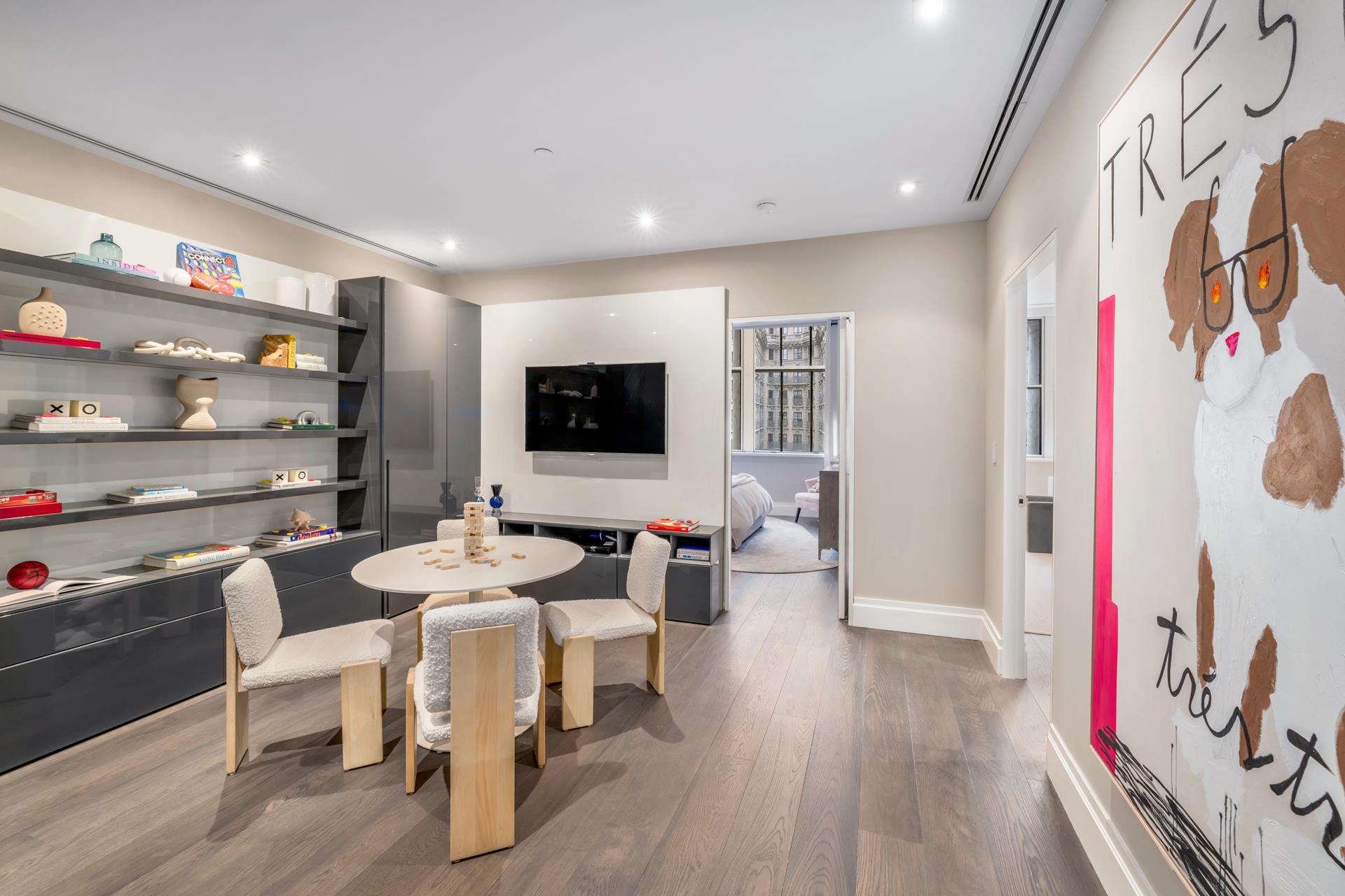 #13 photo, 2112 BROADWAY, マンハッタン Upper West Side , NY 10023