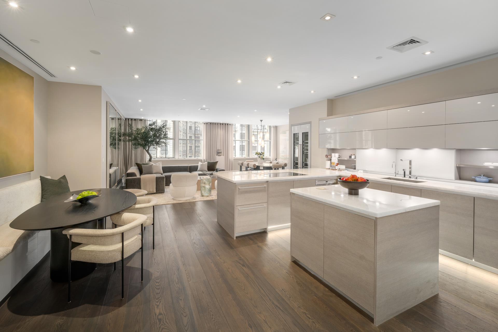 #4 photo, 2112 BROADWAY, マンハッタン Upper West Side , NY 10023