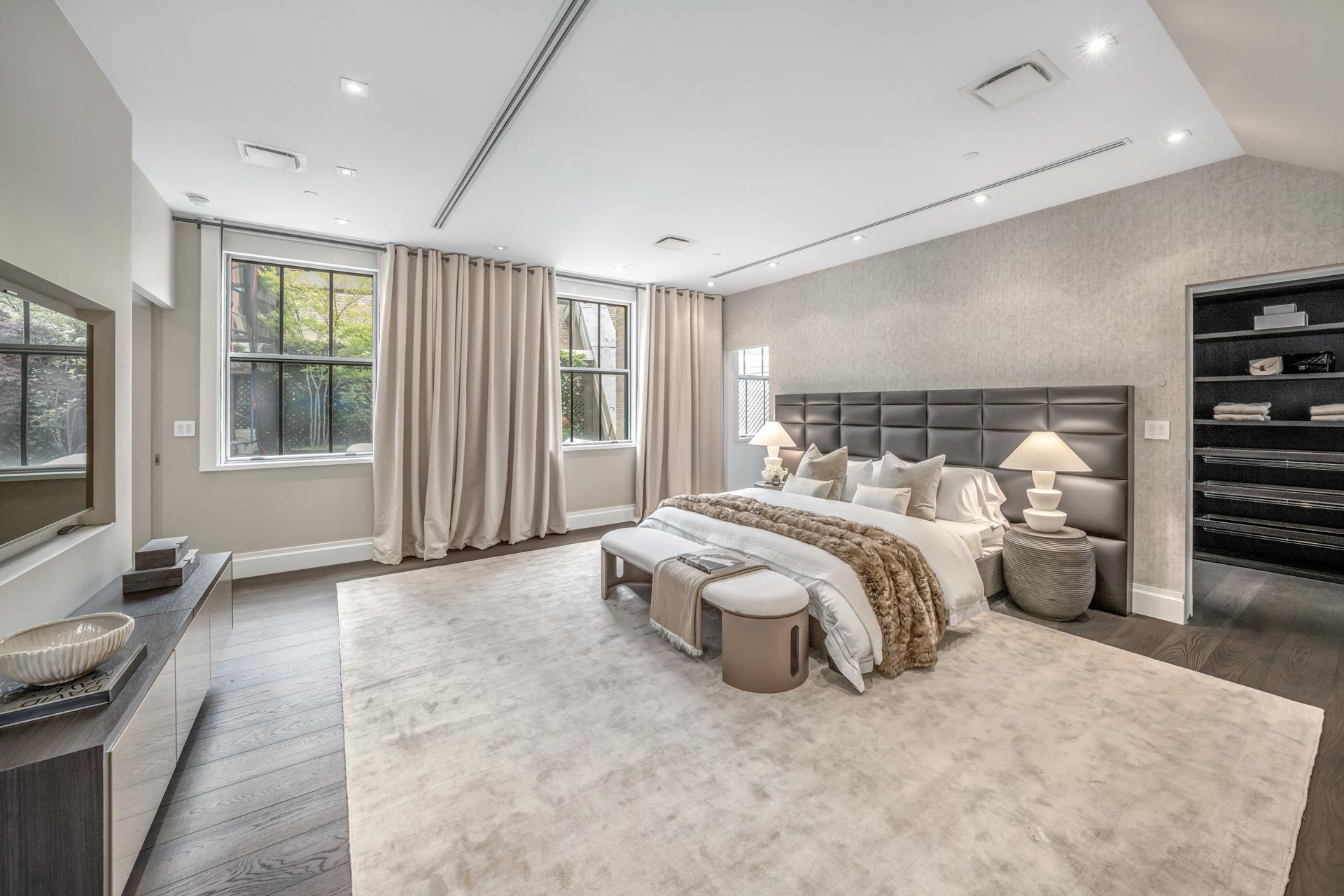 #6 photo, 2112 BROADWAY, マンハッタン Upper West Side , NY 10023