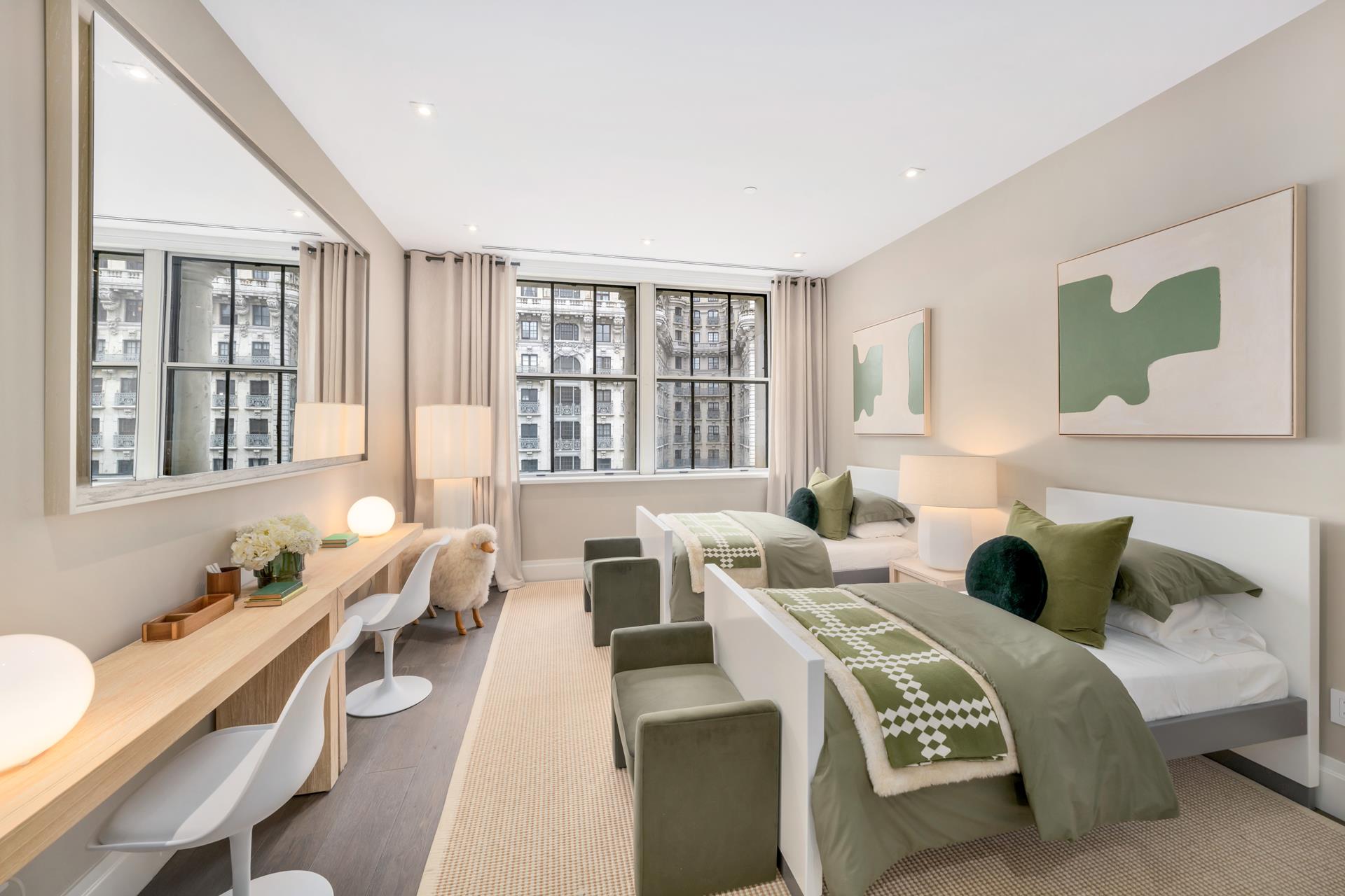 #9 photo, 2112 BROADWAY, マンハッタン Upper West Side , NY 10023