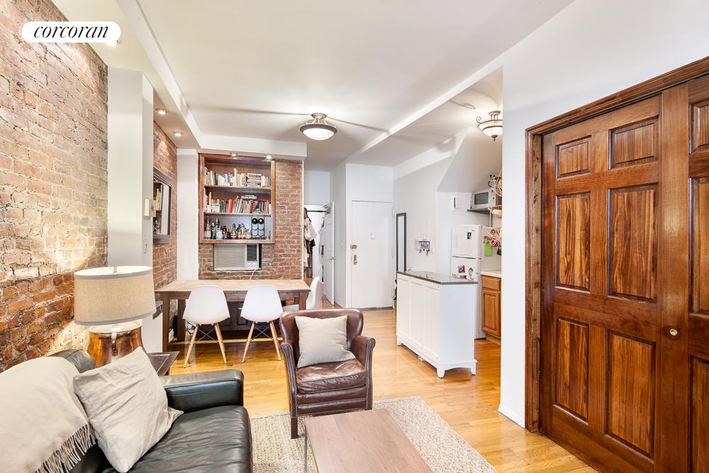 #1 photo, 257 W 12TH Street, West Village , NY 10014