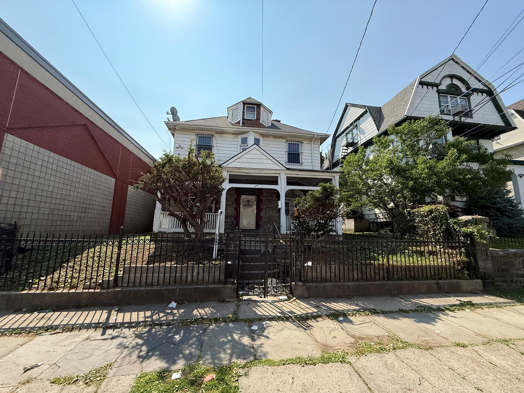 #1 photo, 39 Livingston Avenue, Yonkers , NY 10705