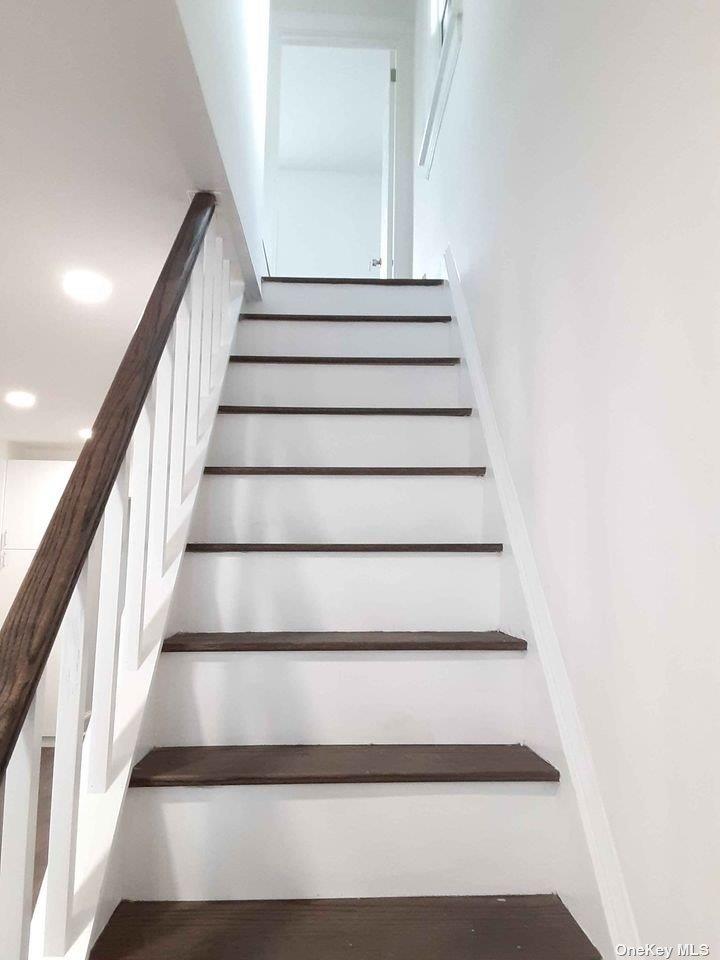 #7 photo, 129-28 135 Place, クイーンズ区 South Ozone Park , NY 11420